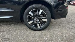 Volvo XC 60 XC60 Plus, B5 AWD Mild hybrid, Gasolina, Dark - Miniatura 9