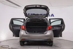 Toyota Yaris 1.3 VVT-I DYNAMIC 100CV 5P - Miniatura 4