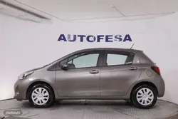 Toyota Yaris 1.3 VVT-I DYNAMIC 100CV 5P - Miniatura 6