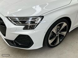 Audi A3 Sedan Black line 35 TFSI 110kW S tronic - Miniatura 21