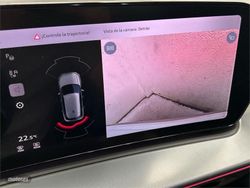 Audi Q3 S line e-hybrid 200 kW - Miniatura 15