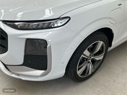 Audi Q3 S line e-hybrid 200 kW - Miniatura 21