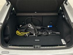 Audi Q3 S line e-hybrid 200 kW - Miniatura 5
