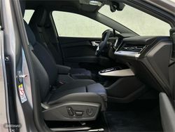 Audi Q4 Sportback e-tron Genuine edition 45 e-tron 210kW 82kWh - Miniatura 19