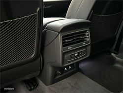 Audi Q8 Black line TFSIe quattro 290kW tiptronic - Miniatura 29