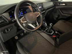 Volkswagen T-Cross 1.0 TSI 95CV Life - Miniatura 18