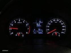 Kia Stonic 1.0 100CV CONCEPT TGDI - Miniatura 10