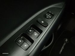 Kia Stonic 1.0 100CV CONCEPT TGDI - Miniatura 20