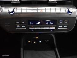 Hyundai Kona 1.0 TGDI 120CV Maxx - Miniatura 12
