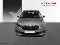 Skoda Fabia 1.0 TSI 95CV Essence - Miniatura 2