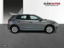 Skoda Fabia 1.0 TSI 95CV Essence - Miniatura 4