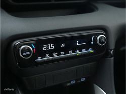 Toyota Yaris 1.5 e-CVT 116CV 120H Business - Miniatura 15