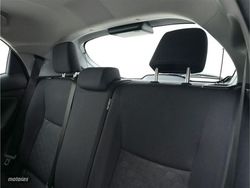 Toyota Yaris 1.5 e-CVT 116CV 120H Business - Miniatura 20
