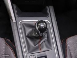 Seat Leon 1.5 TSI 150CV FR Special Edition - Miniatura 17
