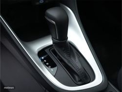 Toyota Yaris 1.5 e-CVT 116CV 120H Active Plus - Miniatura 11