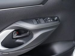 Toyota Yaris 1.5 e-CVT 116CV 120H Active Plus - Miniatura 12