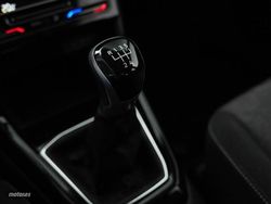 Volkswagen T-Cross 1.0 TSI 95CV Life - Miniatura 14