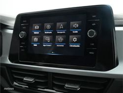Volkswagen T-Roc 1.0 TSI 110CV Life - Miniatura 10