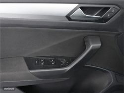 Volkswagen T-Roc 1.0 TSI 110CV Life - Miniatura 16