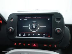 Fiat Panda 1.0 Hybrid 70CV Garmin - Miniatura 11