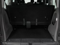 Volkswagen Caravelle 2.0 TDI 150CV Corta DSG 9 plazas - Miniatura 23