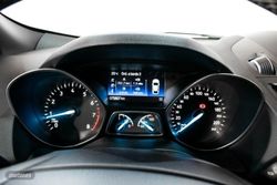Ford Kuga 1.5 150CV ST-LINE - Miniatura 12