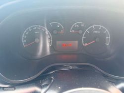 Opel Combo Tour Selective 1.6 CDTI 105 CV Stop&Start 5 plazas - Miniatura 11