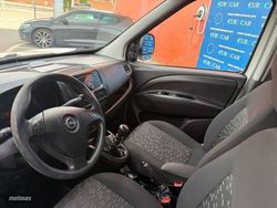 Opel Combo Tour Selective 1.6 CDTI 105 CV Stop&Start 5 plazas - Miniatura 13