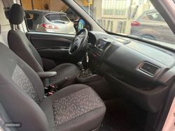 Opel Combo Tour Selective 1.6 CDTI 105 CV Stop&Start 5 plazas - Miniatura 22