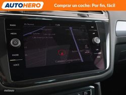 Volkswagen Tiguan 2.0 TDI Sport 4Motion BlueMotion Tech - Miniatura 22