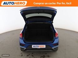 Volkswagen T-Roc 1.0 TSI Advance Style - Miniatura 17
