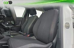 Peugeot 2008 Active BlueHDI 81kW (110CV) - Miniatura 8