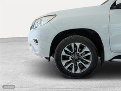 Toyota Land Cruiser 2.8 D-4D VXL AUTO - Miniatura 16