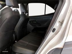 Toyota Yaris Cross 1.5 120H Adventure - Miniatura 11