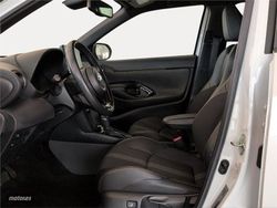 Toyota Yaris Cross 1.5 120H Adventure - Miniatura 12