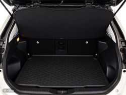 Toyota Yaris Cross 1.5 120H Style - Miniatura 10