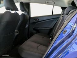 Toyota Prius Advance - Miniatura 11