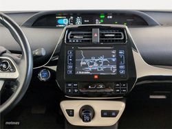 Toyota Prius Advance - Miniatura 15