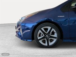 Toyota Prius Advance - Miniatura 16