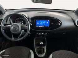 Toyota Aygo X Cross 1.0 VVT-I 72CV Like - Miniatura 8