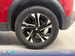 Peugeot 2008 Puretech 130 S&S EAT8 Allure Pack - Miniatura 11