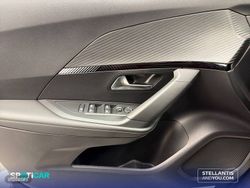 Peugeot 2008 N2008 Hybrid 145 eDCS6 Allure - Miniatura 21