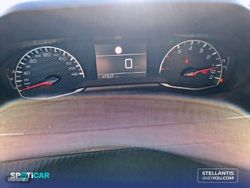 Peugeot 2008 Puretech 100 S&S 6 Vel. MAN Allure - Miniatura 23