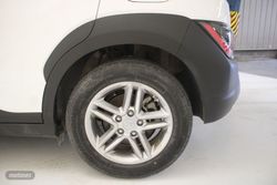 Hyundai Kona 1.0 TGDI Maxx 4x2 - Miniatura 11