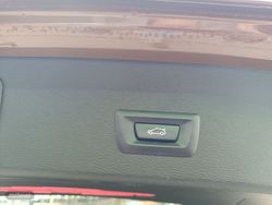 BMW X1 XDRIVE 18I - Miniatura 18