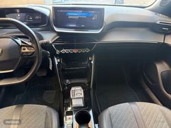 Peugeot 2008 Allure Puretech 130 S&amp;S EAT8 - Miniatura 12