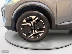 Peugeot 2008 Allure Puretech 130 S&amp;S EAT8 - Miniatura 15