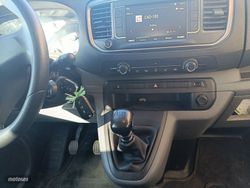 Opel Vivaro DOBLE CABINA L .S - Miniatura 12