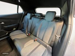 Peugeot 2008 Allure Puretech 130 S&amp;S EAT8 - Miniatura 9