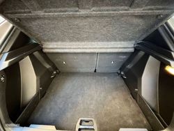 Peugeot 2008 Allure Puretech 130 S&amp;S EAT8 - Miniatura 14